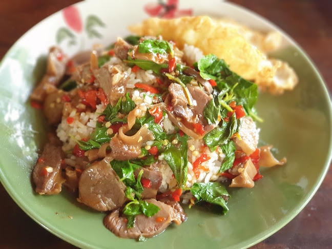 ร้านอาหาญ ร้านอาหารตามสั่ง ซอยต้นโพธิ์สมุทรสาคร