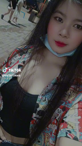 ตลาดทะเลไทย ท่าจีน อำเภอเมืองสมุทรสาคร สมุทรสาคร 74000