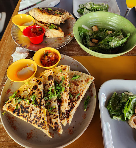 Centrico Mexican Restaurant HALAL - การบริการอาหารและที่พัก