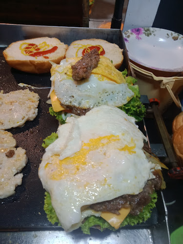 Comentarii opinii despre เบอร์เกอร์ควีนBurger Queen 👑 &Potato Queen🍔🥔