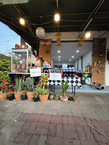 Opinii despre ร้านลายเป็ดอุดรอาหารอีสาน în อำเภอเมืองสุโขทัย - การบริการอาหารและที่พัก