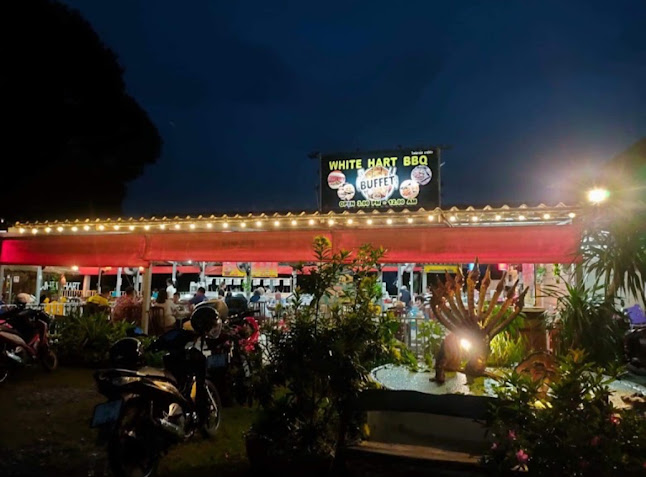 White Hart BBQ - การบริการอาหารและที่พัก