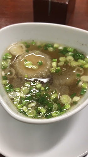 เมอร์ลินการ์เด้น - การบริการอาหารและที่พัก