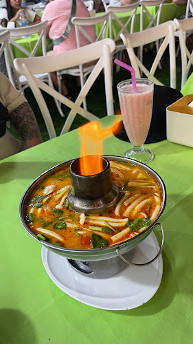 76 ถ. ราษฏร์อุทิศ 200 ปี ตำบลป่าตอง อำเภอกะทู้ ภูเก็ต 83150