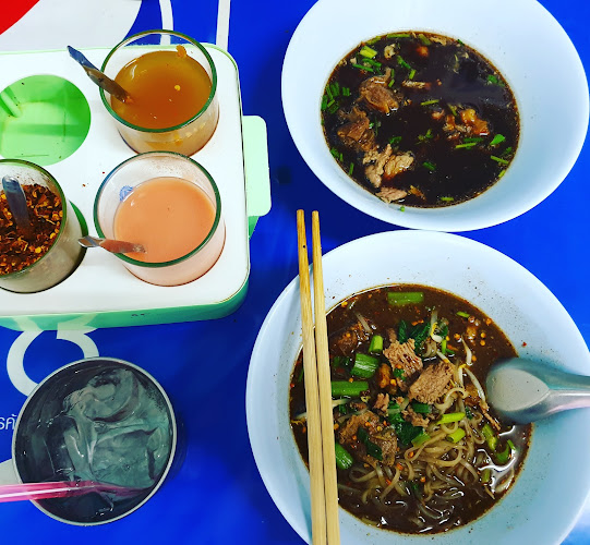 ก๋วยเตี๋ยวเรือสระบัว นครปฐม - อำเภอเมืองนครปฐม