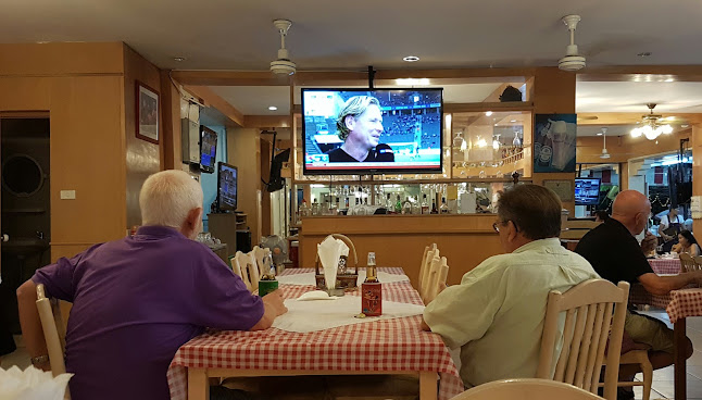 German Piccolo - การบริการอาหารและที่พัก