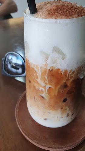 12, 35 moo 1 ถนน วิเศษ ตำบล ราไวย์ อำเภอเมืองภูเก็ต ภูเก็ต 83130