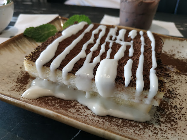 88, ตลาด 9 ถ. มหาราช ตำบลวัดใหม่ เมือง, จันทบุรี 22000