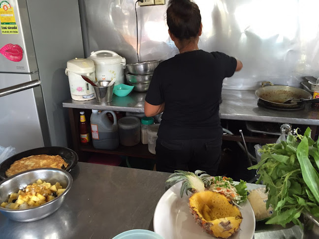 83, 17​ หมู่4 ซอย พรสุขอุทิศ ตำบล ราไวย์ อำเภอเมืองภูเก็ต ภูเก็ต 83100