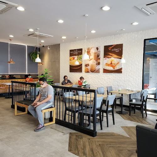 Comentarii opinii despre Black Canyon ปตท.จอมเทียน