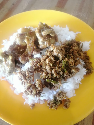 ข้าวแกงลุงเท่ง นครปฐม - การบริการอาหารและที่พัก