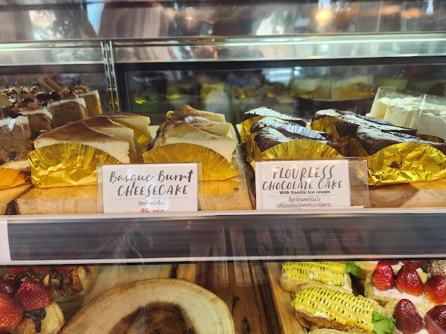 608 ถ. ราชมรรคา ตำบลสนามจันทร์ อำเภอเมืองนครปฐม นครปฐม 73000