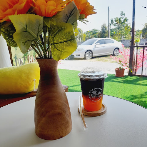 Gindee Cup (คาเฟ่ & shop เสื้อผ้า) - อำเภอเมืองระยอง