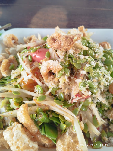 สวนผู้พันเมืองย่า ผู้พันตำแซ่บ - อำเภอเมืองนครราชสีมา