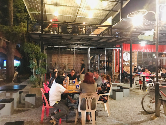 Comentarii opinii despre ร้านชาลี Chaleecoffee Shop 1 ( Shisha )