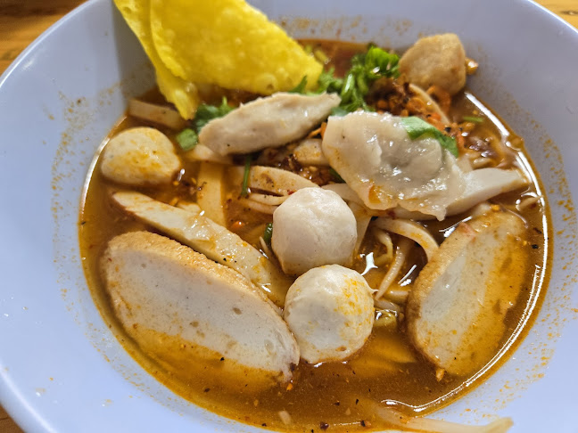 ตุ้ย ลูกชิ้นปลา-ขอนแก่น - อำเภอเมืองขอนแก่น