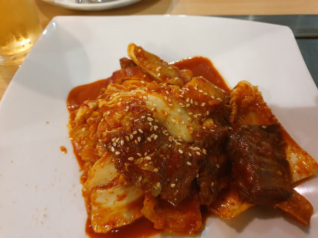 ฮังมี กัลบี - การบริการอาหารและที่พัก