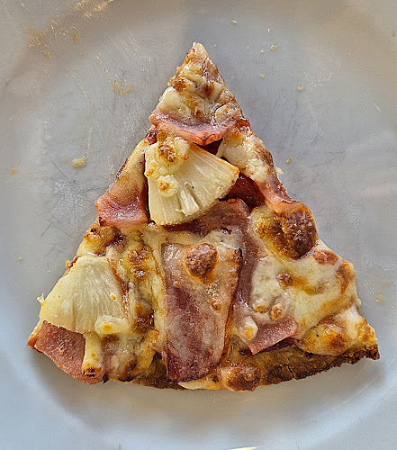 Opinii despre พิซซ่า ฮัท 1150 สาขา อุบลสแควร์ în อำเภอเมืองอุบลราชธานี - การบริการอาหารและที่พัก