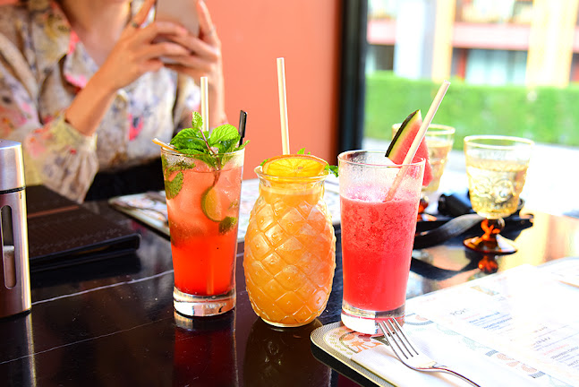 Opinii despre Portosino Restaurant & Rooftop Bar în อำเภอเมืองภูเก็ต - การบริการอาหารและที่พัก