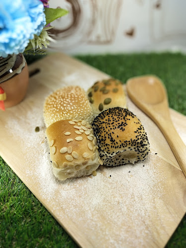 Comentarii opinii despre ธนิดา Bakery & Dessert สาขาบิ๊กซี เอ็กซ์ตร้า แจ้งวัฒนะ