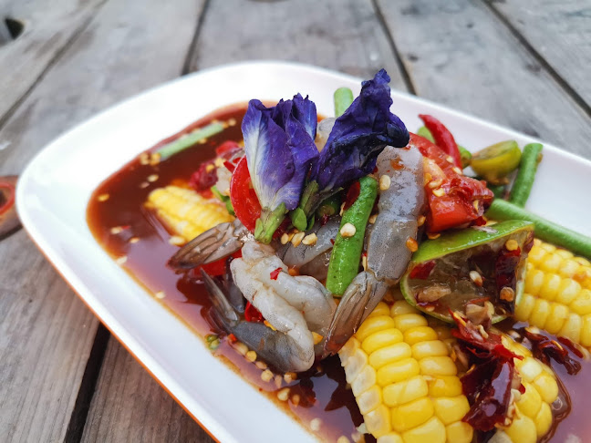 กาแฟไทบ้าน - การบริการอาหารและที่พัก