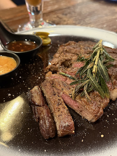 JIM's Burgers & Beers - Pakkred - การบริการอาหารและที่พัก