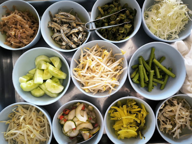 ขนมจีนสะพานหิน - การบริการอาหารและที่พัก