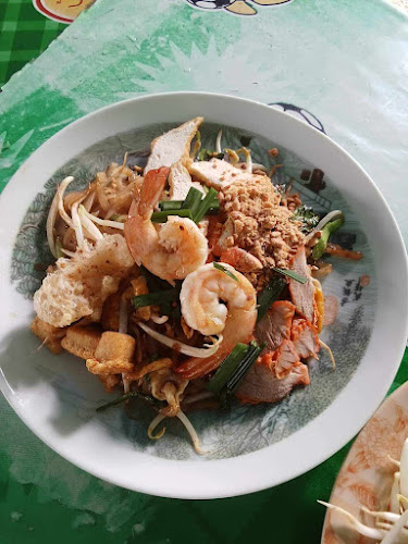 Opinii despre เจ้ผึ้ง ผัดไท în อำเภอเมืองนครปฐม - การบริการอาหารและที่พัก