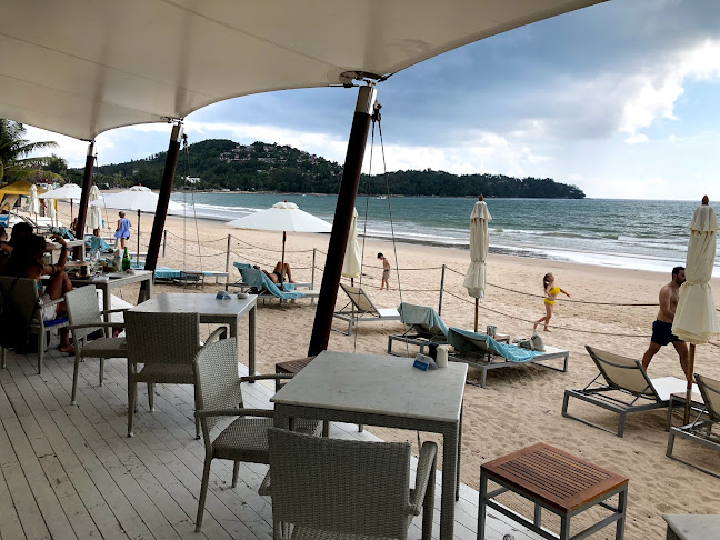 Catch Beach Club - การบริการอาหารและที่พัก