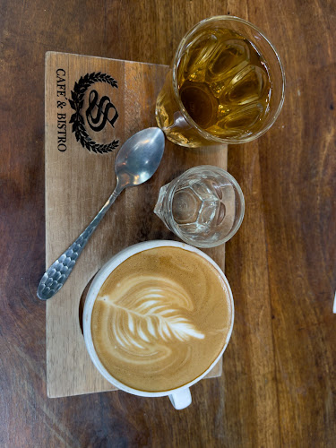 Comentarii opinii despre S Cafe & Bistro