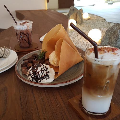 Aram Coffee&Crepes - อำเภอเมืองภูเก็ต