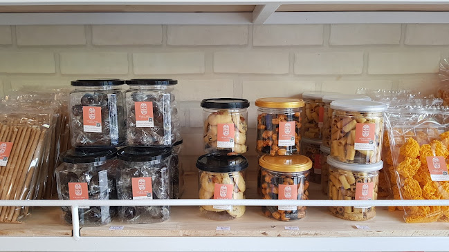 Opinii despre ร้านกาแฟ หาดใหญ่ (ชาโตว์ คอฟฟี่) Chateau coffee hatyai în อำเภอหาดใหญ่ - การบริการอาหารและที่พัก