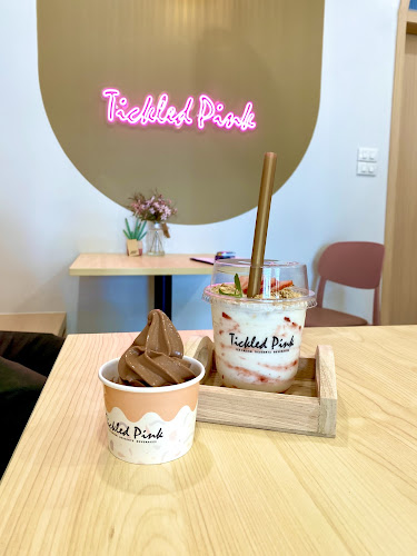 Tickled Pink Pattaya (ทิกเคลท พิงค์ พัทยา) - อำเภอบางละมุง