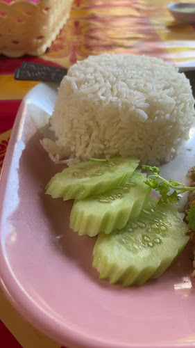 ร้านอาหารขวัญ - Kwan Restaurant - การบริการอาหารและที่พัก