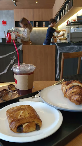 Red and brew coffee Nakhon Ratchasima - เมือง