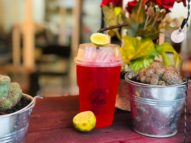 Comentarii opinii despre La Mer 389 Café ละเมอร์ 389 คาเฟ่