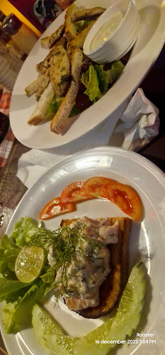 Buffalo steak house - การบริการอาหารและที่พัก