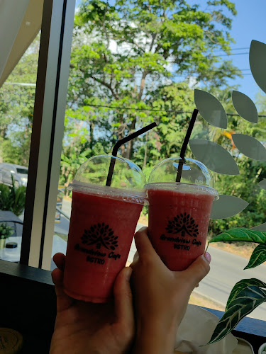 Comentarii opinii despre Grand view cafe'