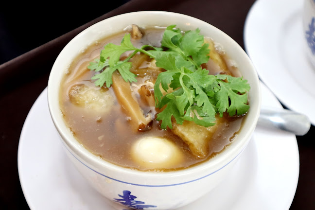 2 96 หมู่ 2 ถ. พระภูเก็ตแก้ว ตำบล กะทู้ อำเภอกะทู้ ภูเก็ต 83120