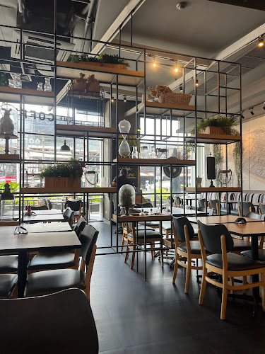 The Coffee Club Jungceylon Patong - อำเภอกะทู้