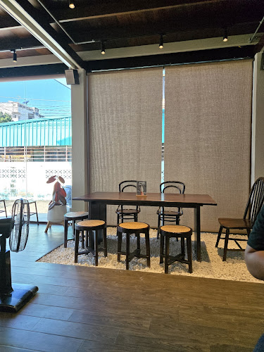 ร้านคุณตา Grandpa - การบริการอาหารและที่พัก