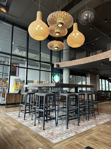 สตาร์บัคส์ สาขา เดอะเบย์พัทยา - อำเภอบางละมุง