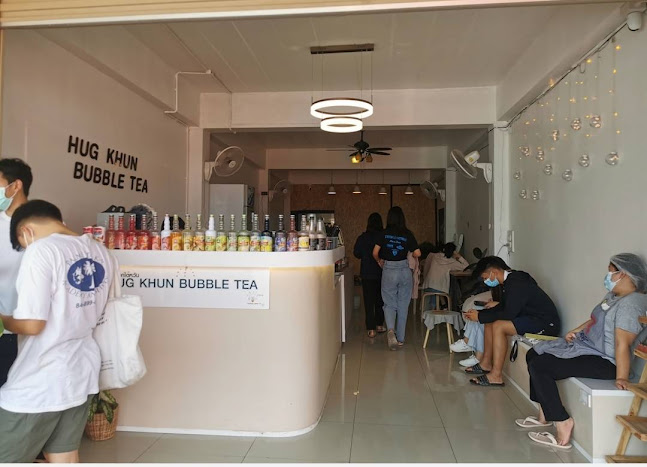Opinii despre ร้าน Hug Khun Buble Tea în อำเภอเมืองพะเยา - การบริการอาหารและที่พัก