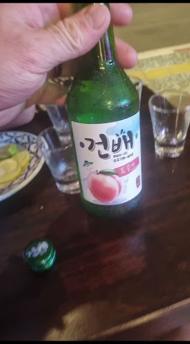 Opinii despre MEETING POINT în อำเภอเมืองภูเก็ต - การบริการอาหารและที่พัก