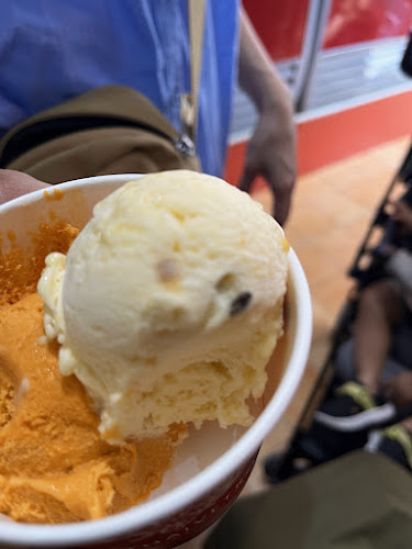 GANO KAFAE กาโนกาแฟ สาขาภูเก็ต - การบริการอาหารและที่พัก