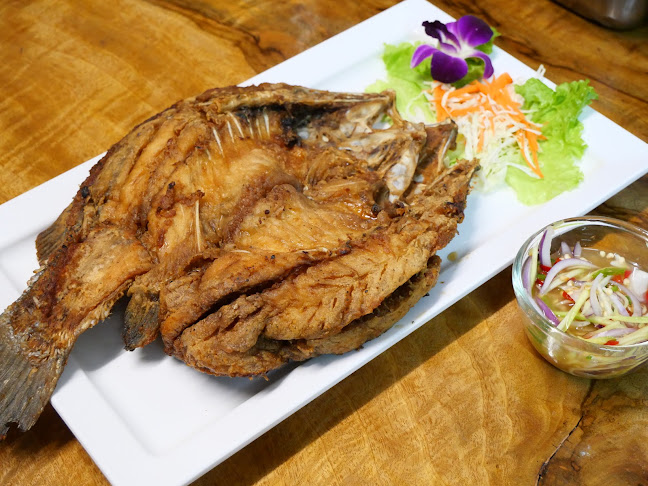 ร้านพอดี พอดี ฟาร์มนครสวรรค์ - การบริการอาหารและที่พัก