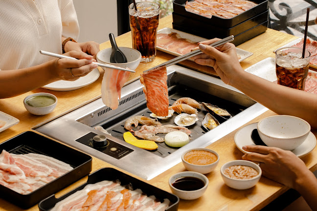 Opinii despre ShabuHito หอมหมื่นลี้ しゃぶ 人 în เมือง - การบริการอาหารและที่พัก