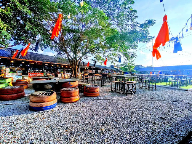 Opinii despre ตลาดกลางเมืองตรัง (อารีย์ญา) city center în อำเภอเมืองตรัง - การบริการอาหารและที่พัก