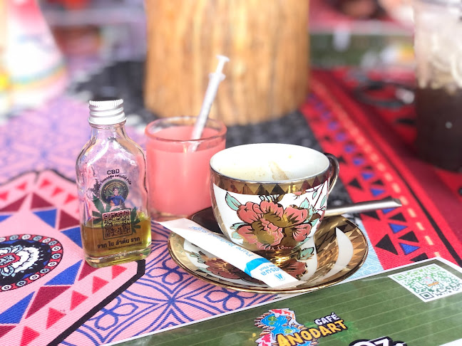 อโนดาต คาเฟ่ - การบริการอาหารและที่พัก