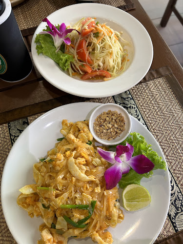 Opinii despre The Orchid Restaurant Chaweng în อำเภอเกาะสมุย - การบริการอาหารและที่พัก